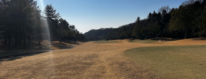 森林公園ゴルフ倶楽部 is one of ゴルフ場.