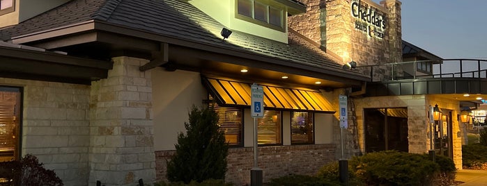 Cheddar's Scratch Kitchen is one of Best KC Area Restaurants.