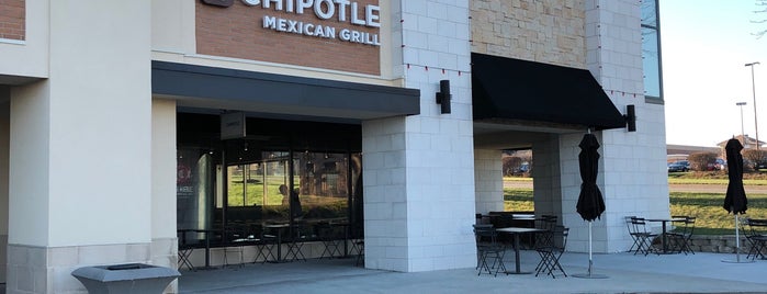 Chipotle Mexican Grill is one of No Signage.