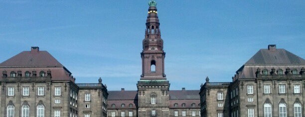 Christiansborg is one of Ooit.