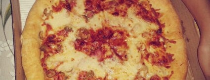 Pizza Hut is one of The 15 Best Places for Pizza in Fortaleza.