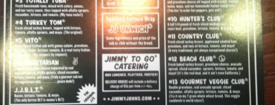 Jimmy John's is one of Lugares favoritos de Chris.