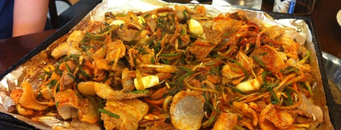 봉용불고기 is one of Lugares guardados de Yongsuk.