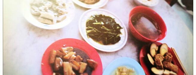 鬼門關潮州粥 is one of Melaka.