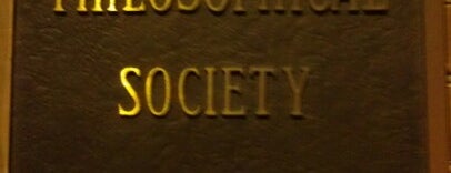 American Philosophical Society Hall is one of Jeffrey'in Beğendiği Mekanlar.
