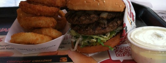 The Habit Burger Grill is one of สถานที่ที่ Krys ถูกใจ.