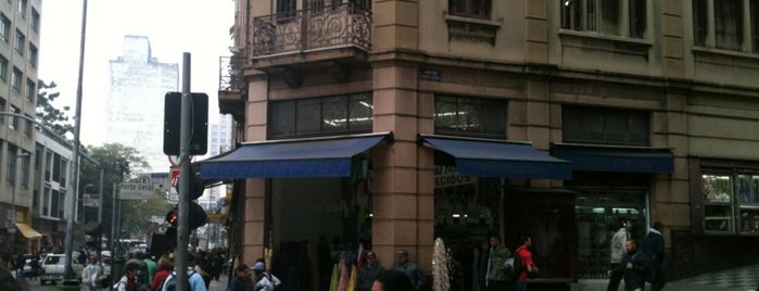 Shopping Porto Geral is one of Orte, die M. gefallen.