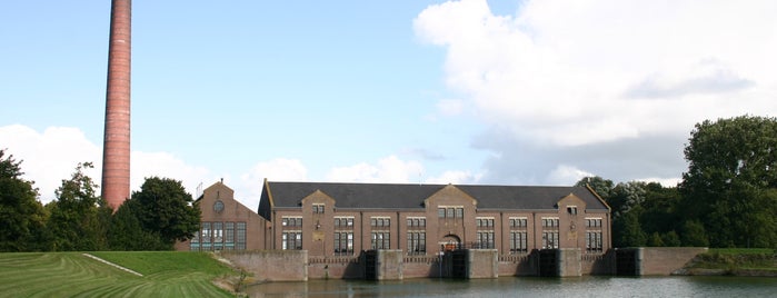 Ir. D.F. Woudagemaal is one of Dutch World Heritage sites.