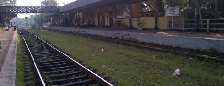 Kelaniya Railway Station is one of Railway Stations In Sri Lanka.