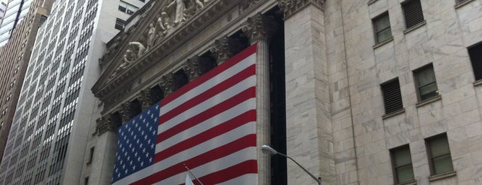 Нью-Йоркская фондовая биржа is one of Traveling New York.