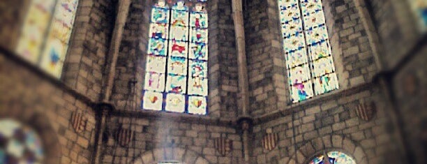 Monasterio de Pedralbes is one of lugares donde me siento bien LA BARCELONA OCULTA.