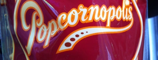 Popcornopolis is one of Lugares favoritos de Dee.