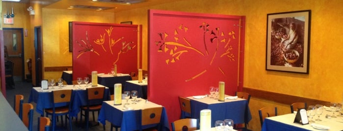 Rasoi Restaurant is one of Gespeicherte Orte von Carly.