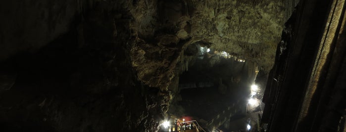 Caverna do Diabo is one of Para Conhecer.