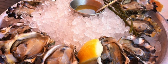 Waterbar is one of The 15 Best Places for Oysters in San Francisco.