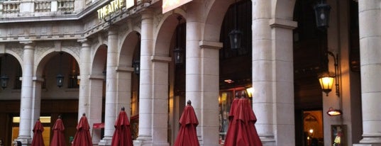 Café Guitry is one of Mes TeaTimes favoris à Paris.