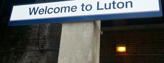 Luton Railway Station (LUT) is one of UK Train Stations.