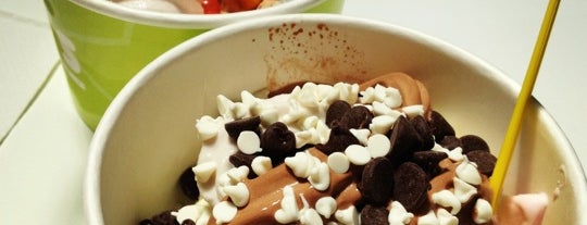 MoYo's Frozen Yogurt is one of An : понравившиеся места.