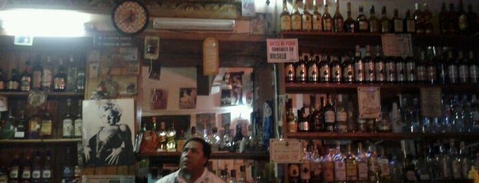 Bar El Luchador is one of Botaneros.