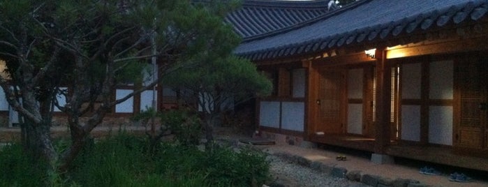 한옥에서 is one of 전라남도의 게스트하우스/Guesthouses in South Jeolla Area.