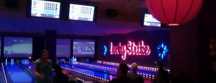 Lucky Strike is one of Under 21? Ideas for a fun night out in Chicago!.