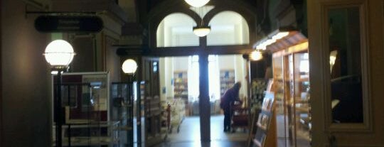 Helsinki Book Stores & Libraries