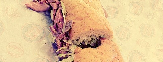 Jersey Mike's Subs is one of Locais curtidos por jiresell.