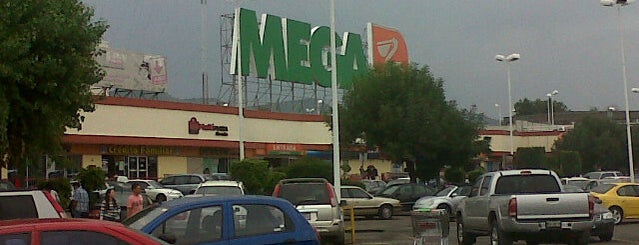 Mega Soriana is one of สถานที่ที่ Thelma ถูกใจ.
