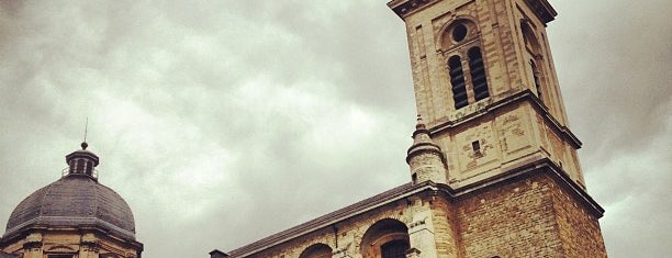 Abbaye Saint-Pierre is one of Lieux qui ont plu à Vincent.