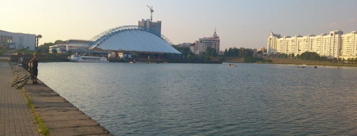 Прокат велосипедов, катамаранов и лодок is one of Dmitriy'in Beğendiği Mekanlar.