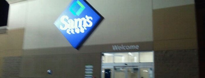 Sam's Club is one of Tempat yang Disukai Eve.