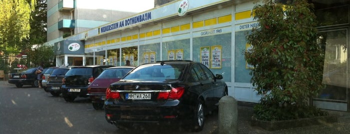 EDEKA Niemerszein is one of Fresh’s Liked Places.
