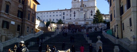 Piazza di Spagna is one of Favorite Great Outdoors.