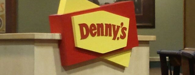 Denny's is one of Tempat yang Disukai 🖤💀🖤 LiivingD3adGirl.