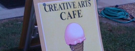 Creative Arts Cafe is one of Tempat yang Disukai Theo.