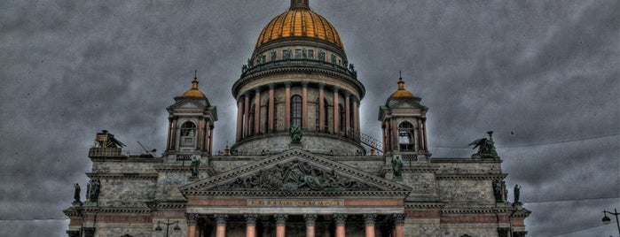 Saint Isaac's Cathedral is one of Интересные места Санкт-Петербурга.
