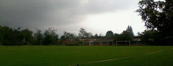 Centro Don Bosco is one of Canchas Fútbol 5 Bogotá.
