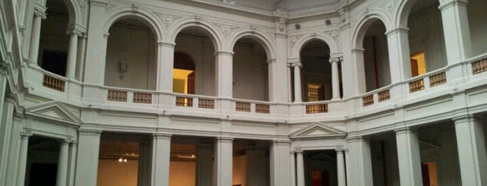 Museo de Arte Contemporáneo is one of CHILE <3.