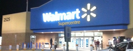 Walmart Supercentre is one of Tempat yang Disukai Alyse.