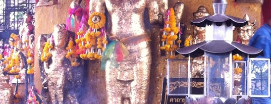 ศาลพระกาฬ is one of Holy Places in Thailand that I've checked in!!.