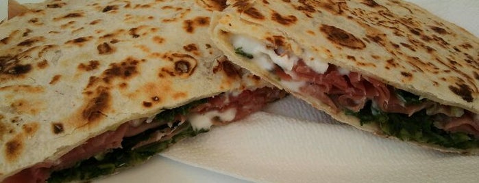 Bar Piadineria Peter Pan is one of Take Away (or not) consigliati!.