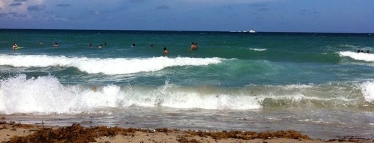 Deerfield Beach is one of The 50 Most Popular Beaches in the U.S..