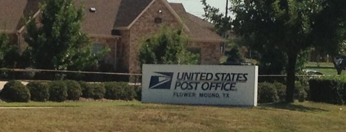US Post Office is one of Tempat yang Disukai Esther.