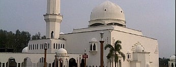 Masjid Tengku Tengah Zaharah (Masjid Terapung) is one of Terengganu Food & Travel Channel.