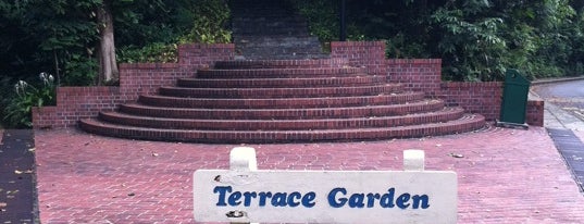 Terrace Garden (Hilltop Walk) is one of สถานที่ที่บันทึกไว้ของ Maynard.