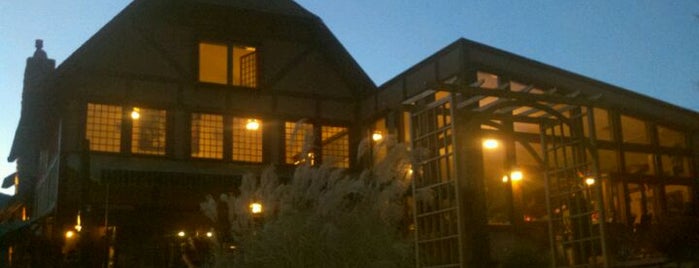 Craftwood Inn is one of Great Restaurants.