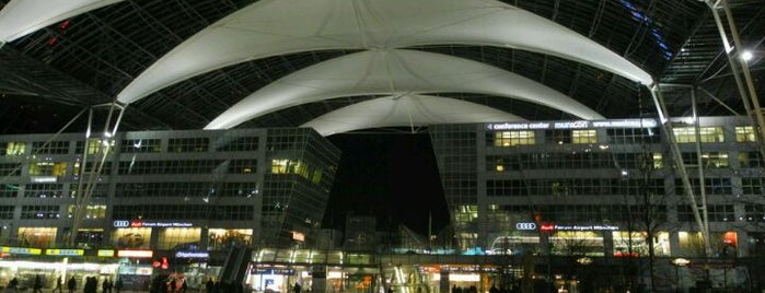 Münih Franz Josef Strauss Havalimanı (MUC) is one of Airports of the World.