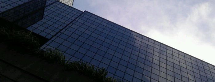 Atlanta Financial Center - East Tower is one of Orte, die Chester gefallen.