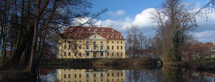 Barockschloss Wachau is one of Dresden.