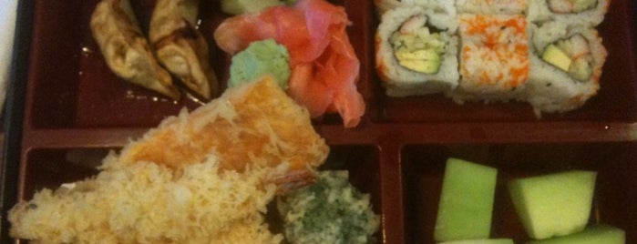 Tennou Sushi Bar is one of Maryさんのお気に入りスポット.